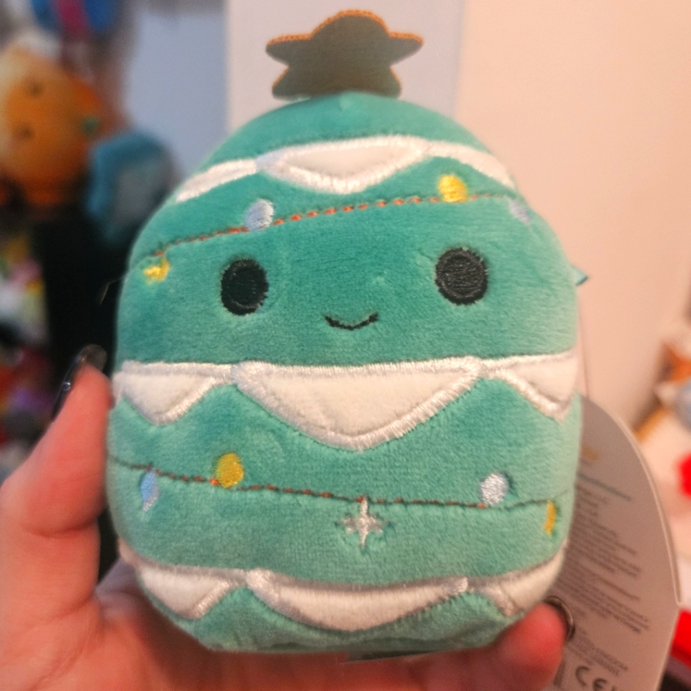 NWT Johann the Christmas Tree Winter Squad Squishmallow 4”
